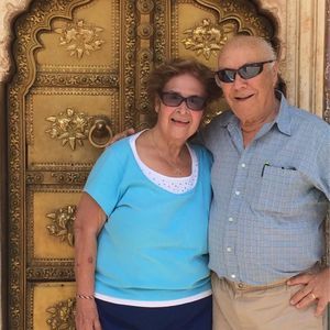 Meet your Posher, Mina